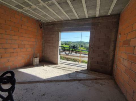 Moradia T3 Isolada em construção