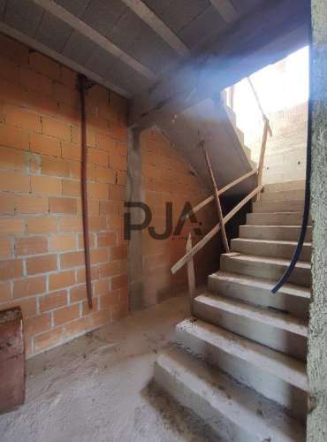 Moradia T3 Isolada em construção