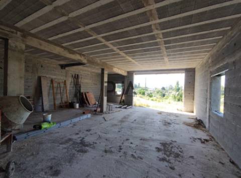 Moradia T3 Isolada em construção