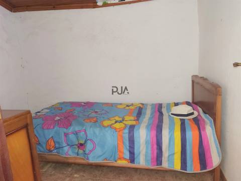 Moradia T3 para recuperar