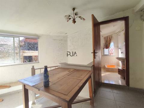 Moradia T3 para recuperar