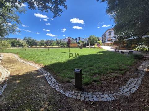 Terreno para construção de prédio com 6 fogos em Viseu