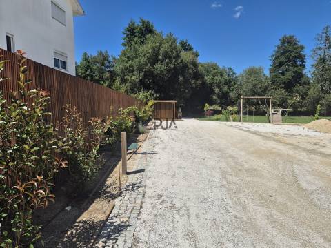 Terreno para construção de prédio com 6 fogos em Viseu