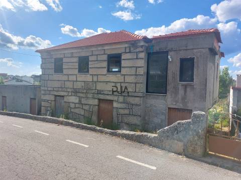 Moradia Isolada em Casais, Mangualde