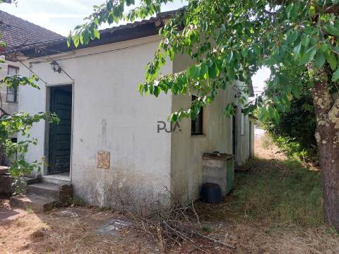 Moradia T1 em Quinta da Ponte, Penalva do Castelo