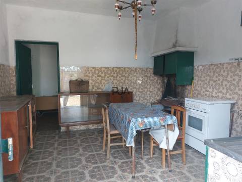 Moradia T1 em Quinta da Ponte, Penalva do Castelo