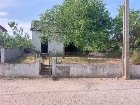 Moradia T1 em Quinta da Ponte, Penalva do Castelo