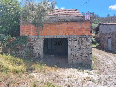 Moradia Rústica T2 em Castelo de Penalva, Penalva do Castelo