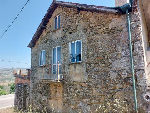 Moradia Rústica T2 em Castelo de Penalva, Penalva do Castelo