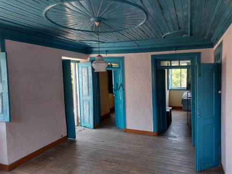 Moradia Rústica T2 em Castelo de Penalva, Penalva do Castelo