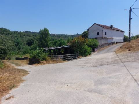Moradia T6 Venda em Celorico (São Pedro e Santa Maria) e Vila Boa do Mondego,Celorico da Beira