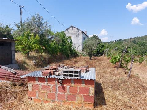 Moradia T6 Venda em Celorico (São Pedro e Santa Maria) e Vila Boa do Mondego,Celorico da Beira