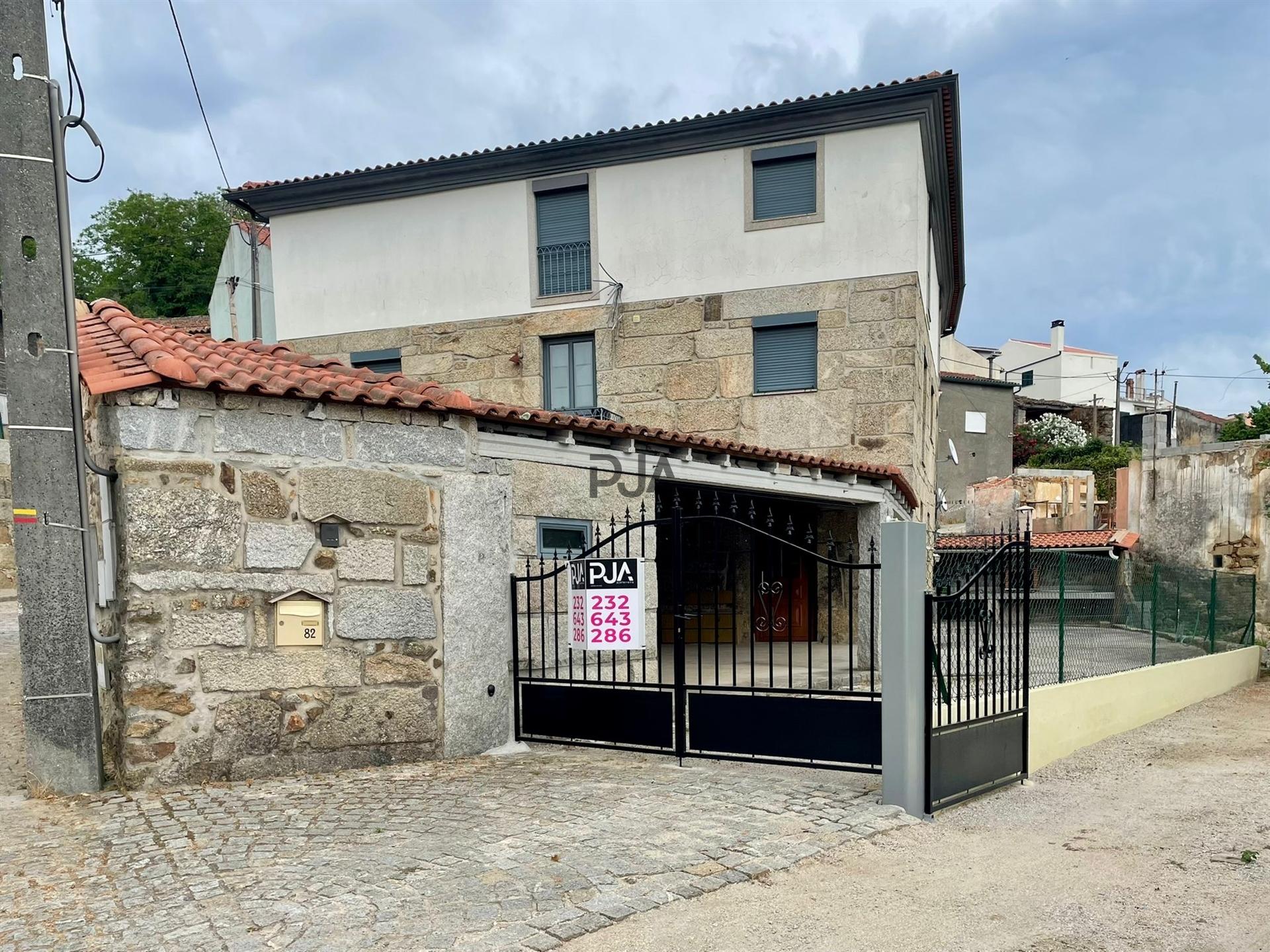 Apartamento T2 em Sangemil, Penalva do Castelo
