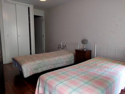 Moradia T8 em Ínsua, Penalva do Castelo