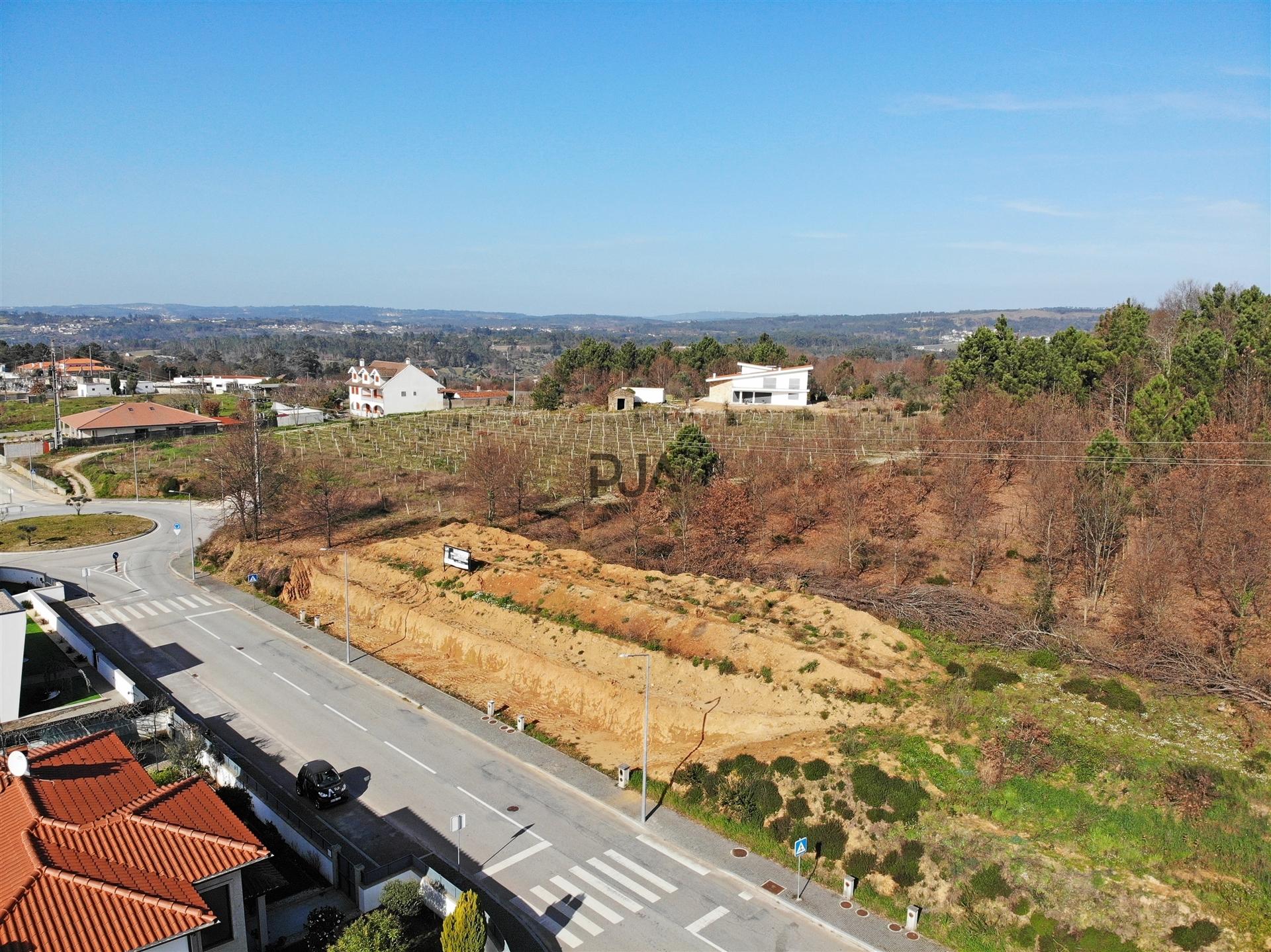 Lote de terreno para construção de moradia em Penalva do Castelo