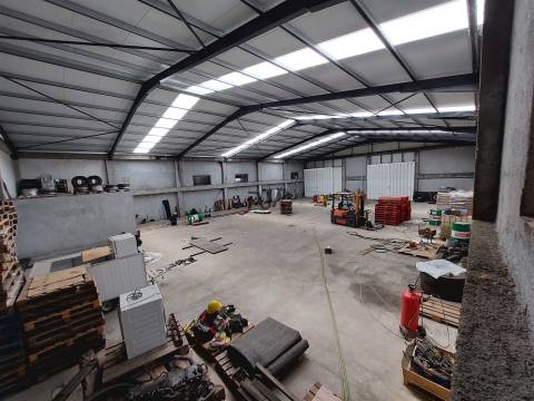 Armazém  Venda em Fornos de Algodres,Fornos de Algodres