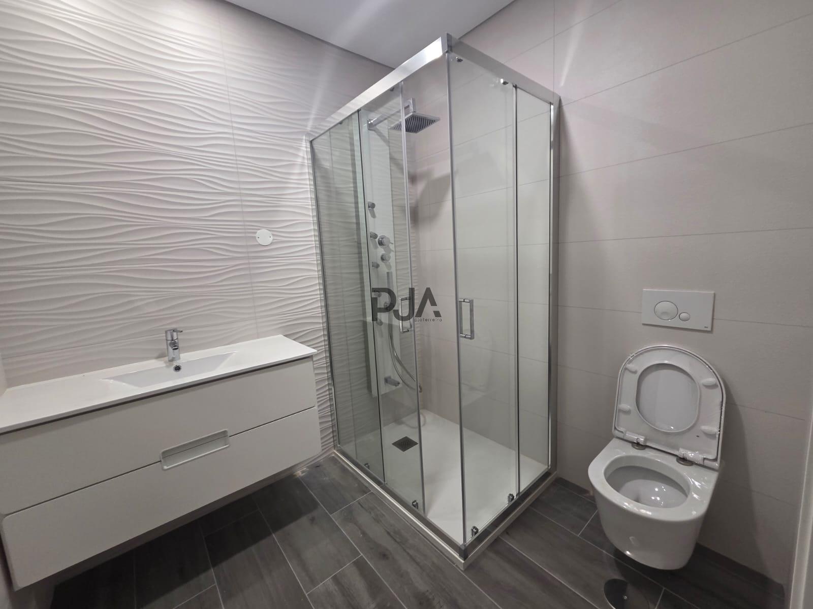 Apartamento T5 Duplex Novo, Jugueiros, Viseu