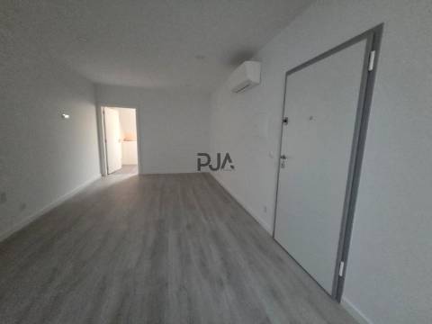 Apartamento T5 Duplex Novo, Jugueiros, Viseu