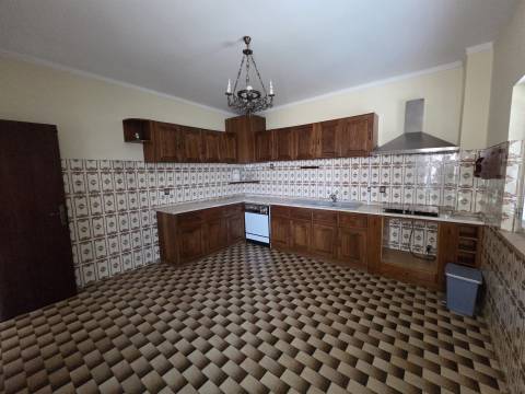 Andar Moradia T3 Arrendamento em Mangualde, Mesquitela e Cunha Alta,Mangualde