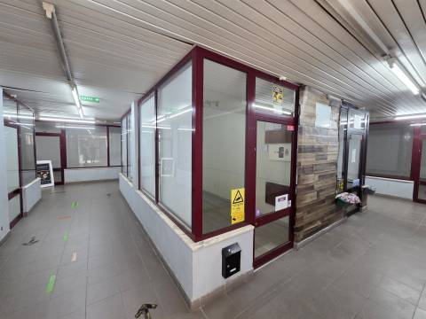 Loja para arrendar no Centro Comercial 2000 em Viseu