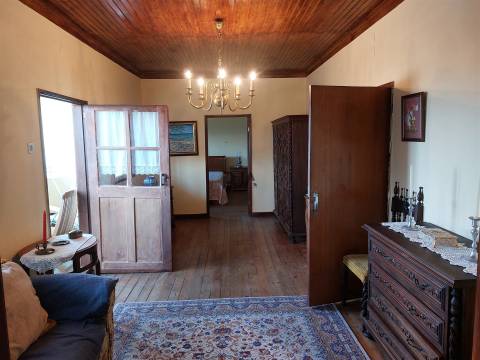 Moradia Isolada T4 em Infias, Fornos de Algodres