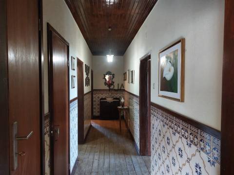 Moradia Isolada T4 em Infias, Fornos de Algodres