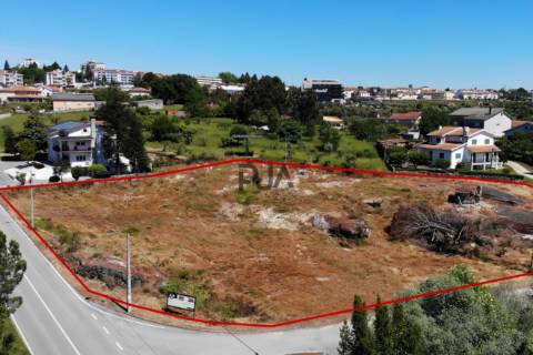 Terreno para arrendar em Nelas