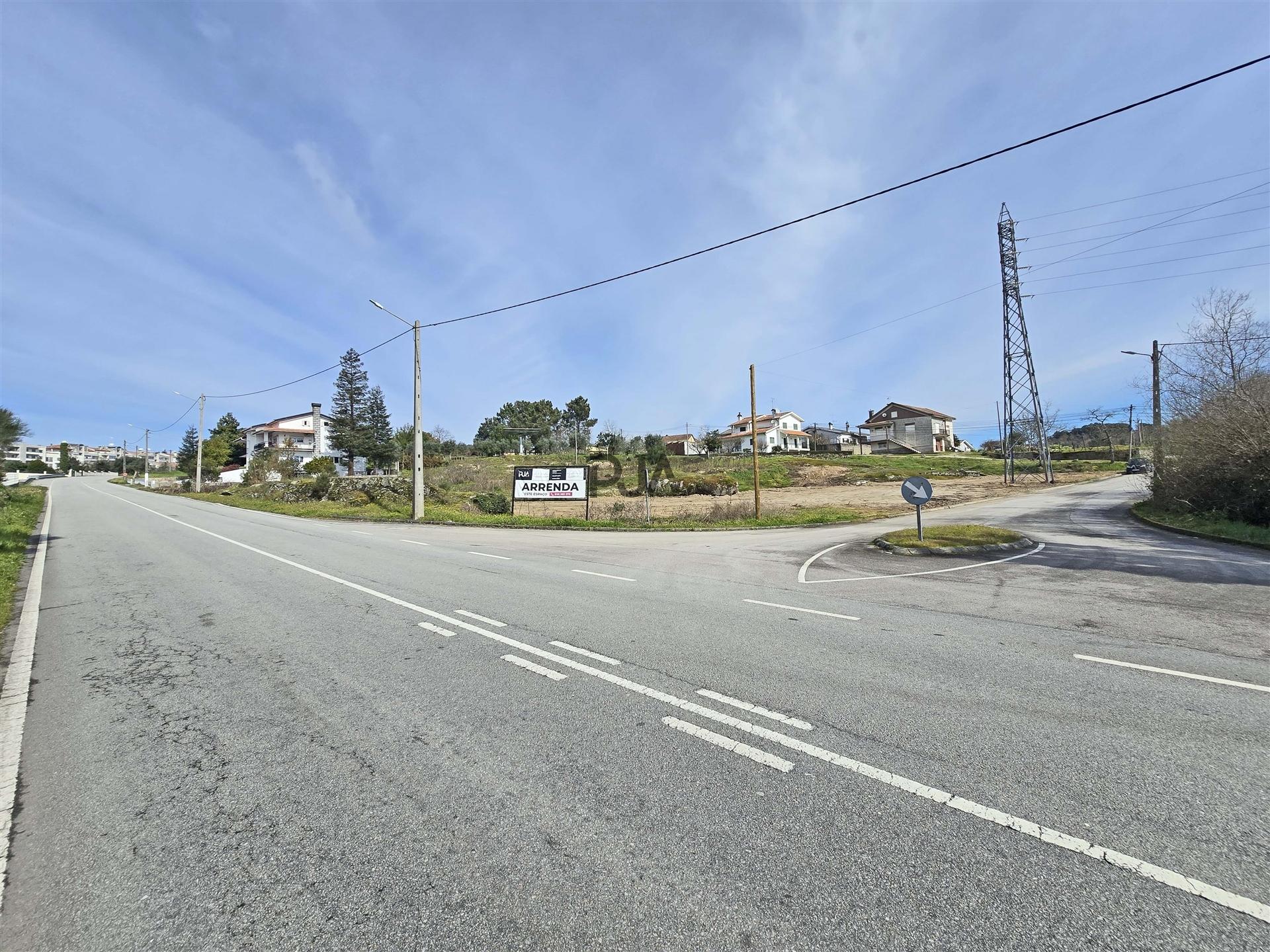 Terreno para arrendar em Nelas