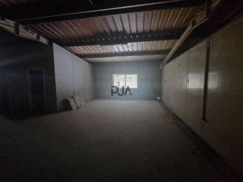 Escritórios em Fagilde, Mangualde