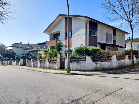 Apartamento T4 em Viso, Viseu