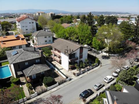 Apartamento T4 em Viso, Viseu