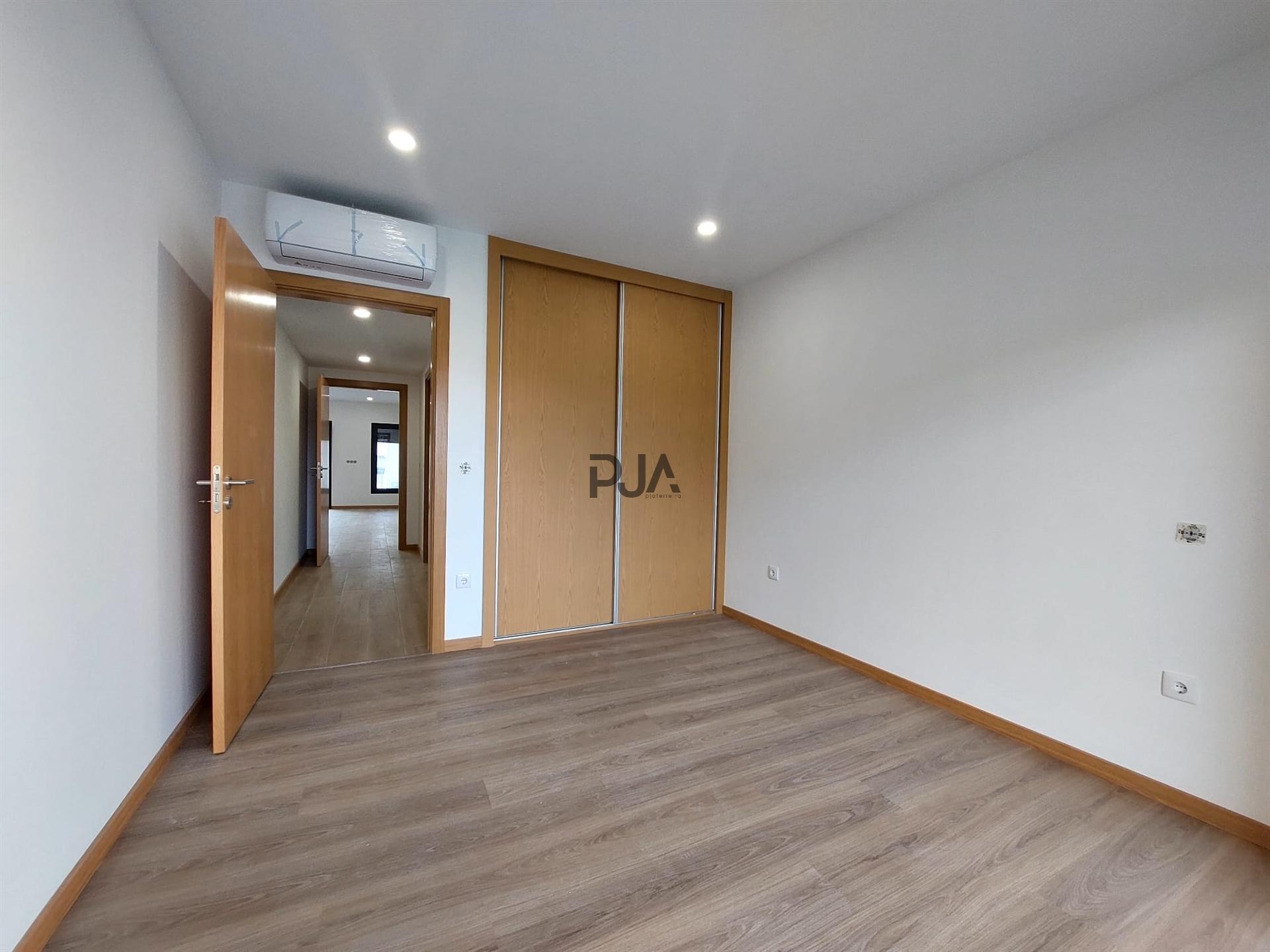 Apartamento T3 em Abraveses, Viseu