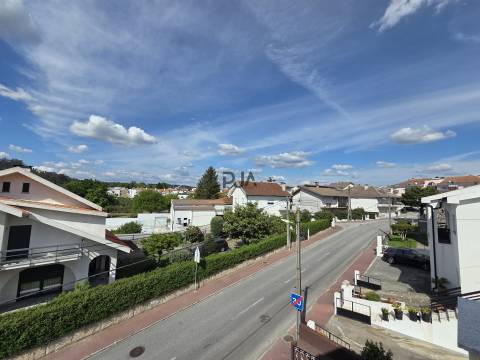 Apartamento T3 em Abraveses, Viseu