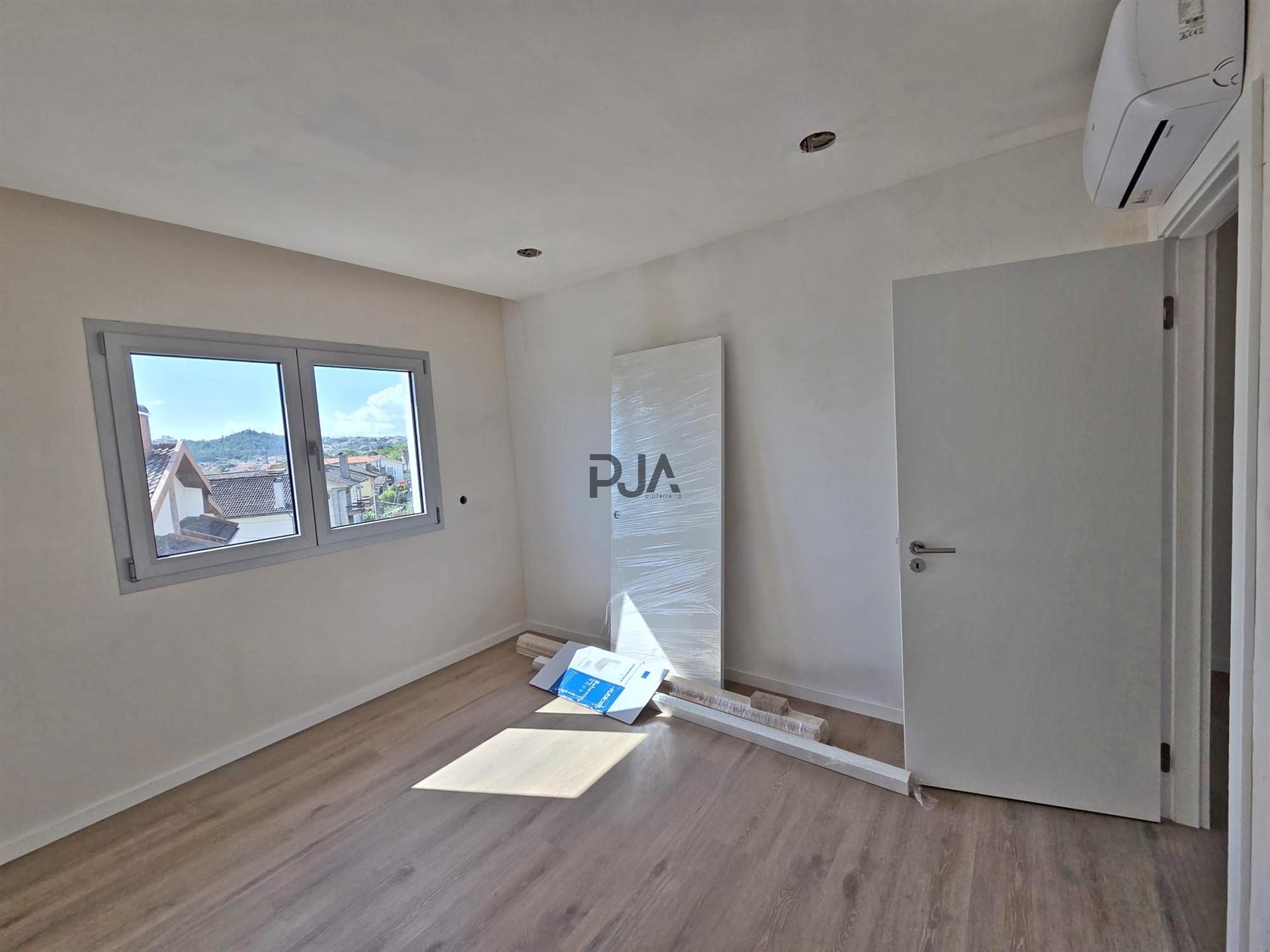 Apartamento T3 em Abraveses, Viseu