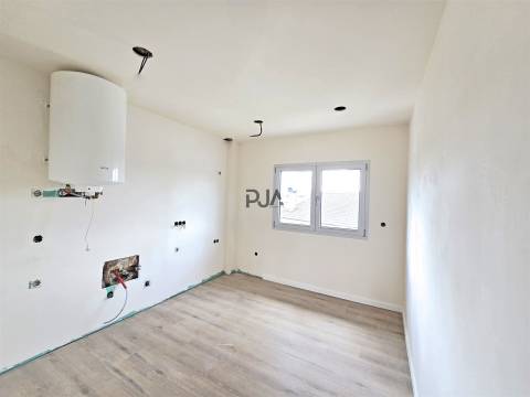 Apartamento T3 em Abraveses, Viseu