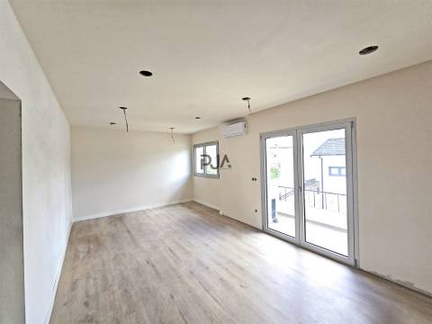 Apartamento T3 em Abraveses, Viseu