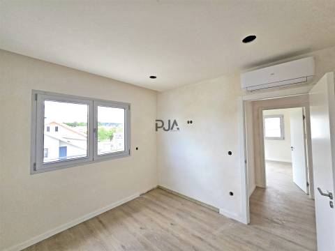 Apartamento T3 em Abraveses, Viseu