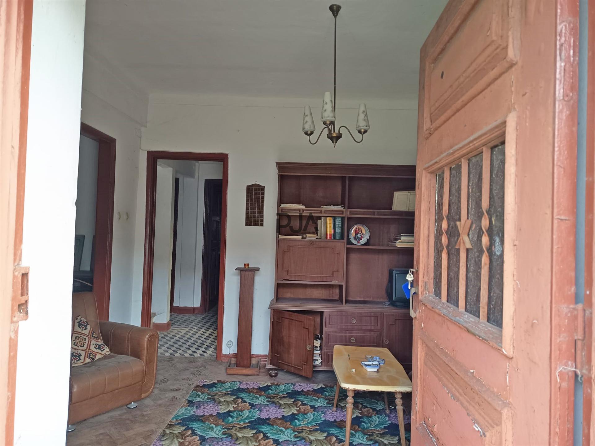 Moradia T3 em Treixedo, Santa Comba Dão