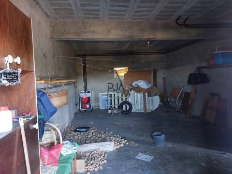 Moradia Isolada T3 em Matela, Penalva do Castelo