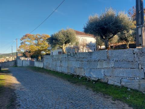 Moradia Isolada T3 em Matela, Penalva do Castelo