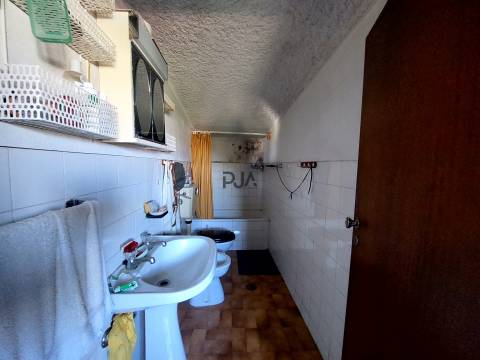 Moradia T2+2 em Abraveses, Viseu