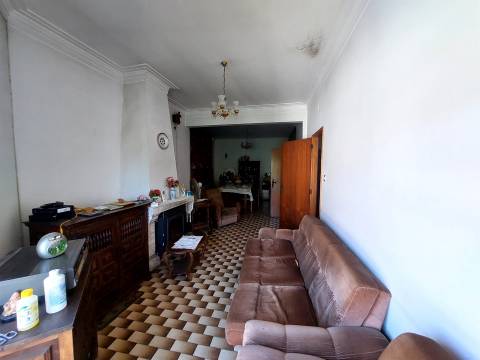 Moradia T2+2 em Abraveses, Viseu