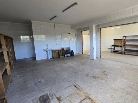 Escritórios em Fagilde, Mangualde