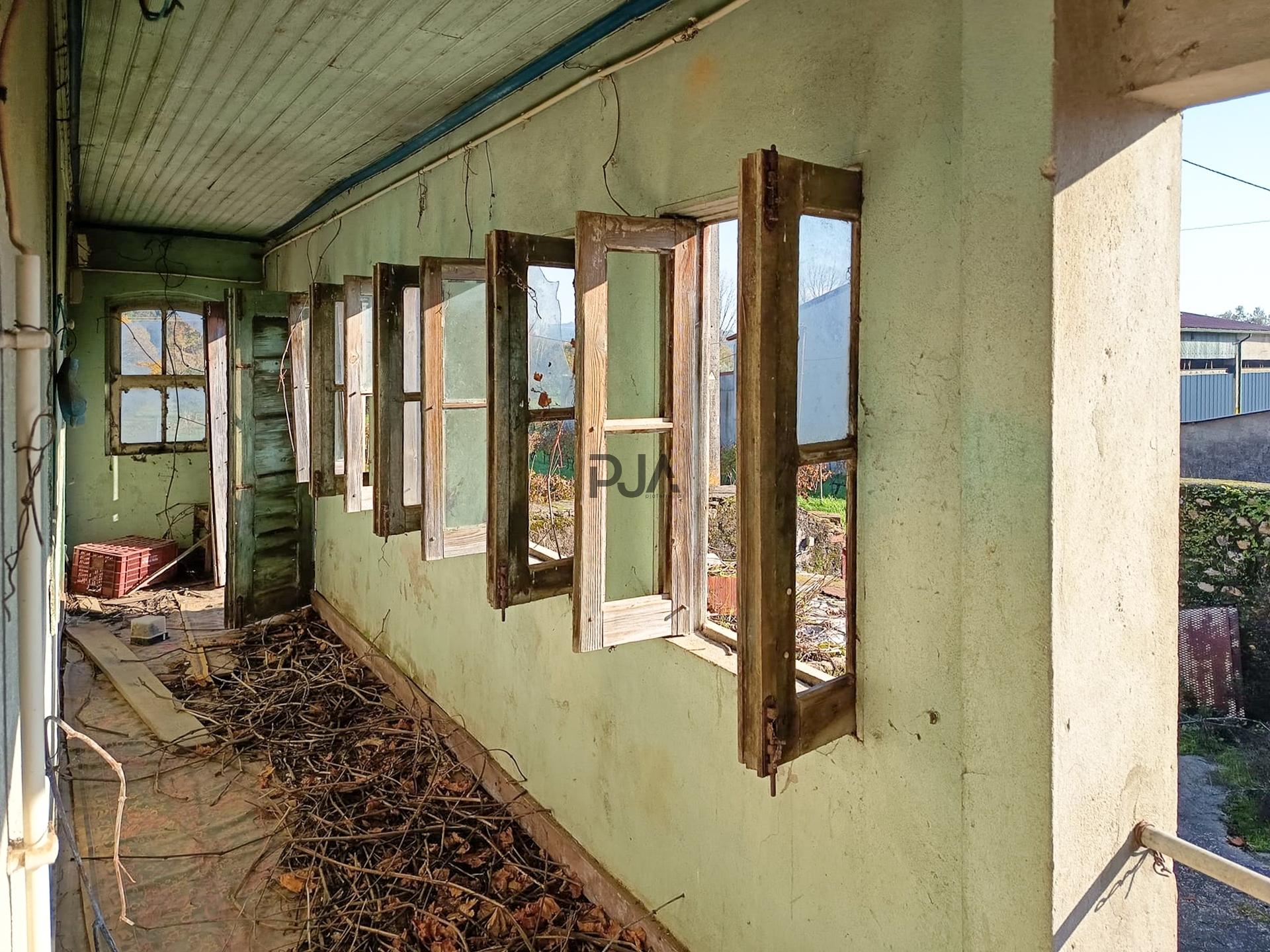 Moradia para Recuperar em Vila Meã, Mortágua