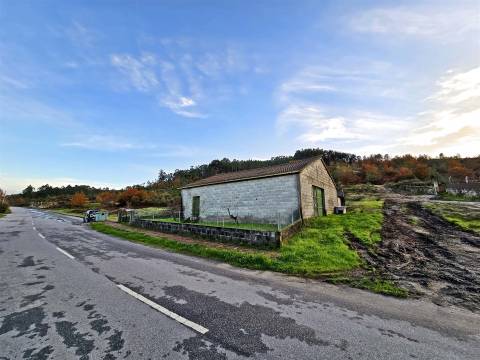 Espaço com Potencial de Reconversão em Nogueira de Cima, Viseu