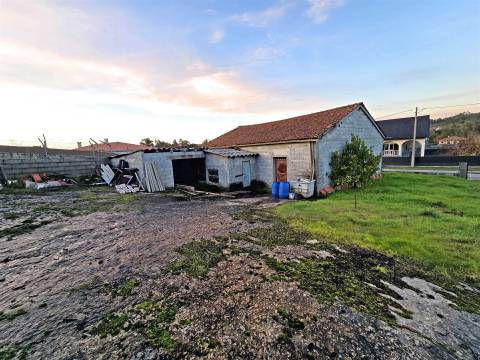 Espaço com Potencial de Reconversão em Nogueira de Cima, Viseu