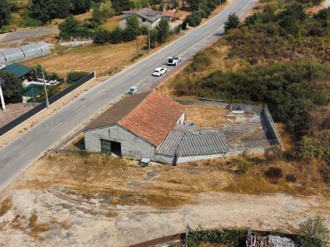 Espaço com Potencial de Reconversão em Nogueira de Cima, Viseu