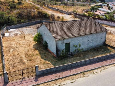 Espaço com Potencial de Reconversão em Nogueira de Cima, Viseu