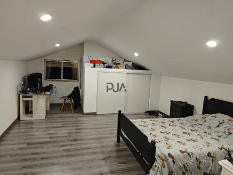 Moradia T5 em Ferreirós do Dão, Tondela