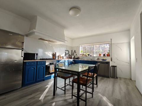 Moradia T5 em Ferreirós do Dão, Tondela